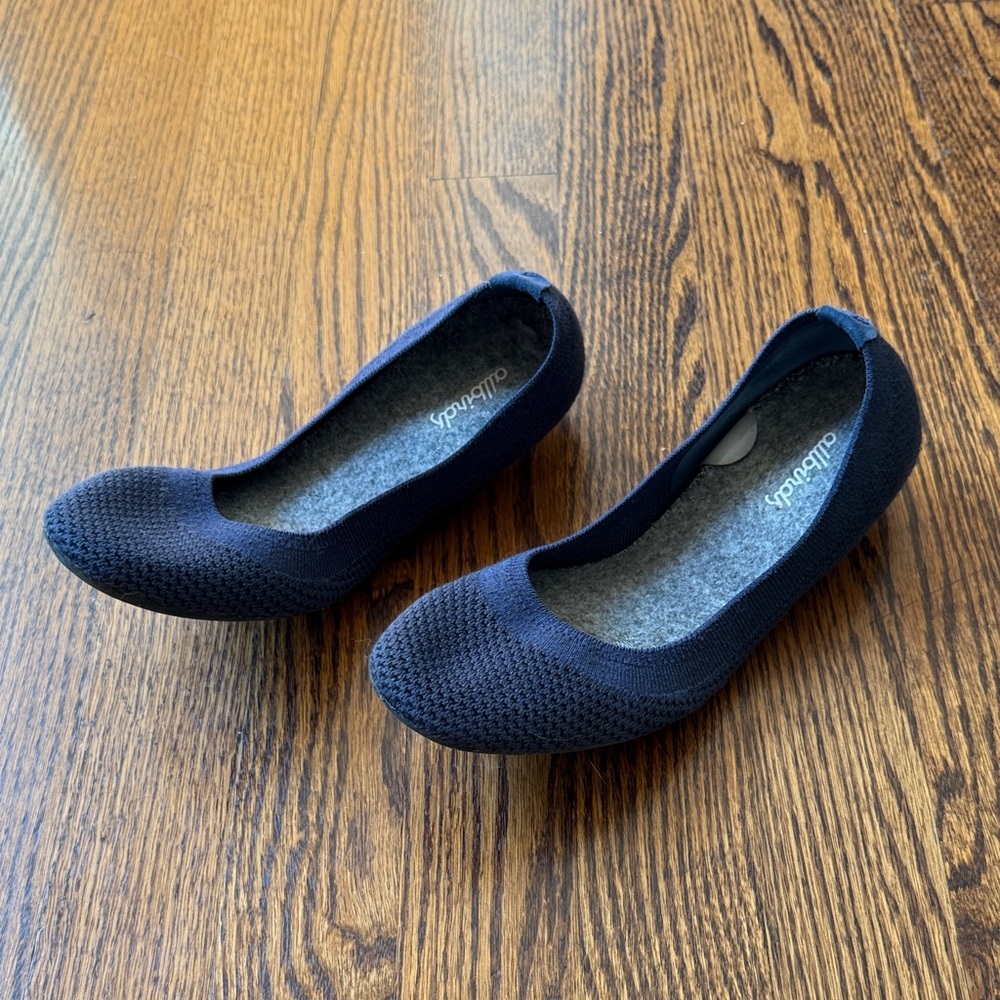 B13 Allbirds Women's 6 Navy Knit Flats